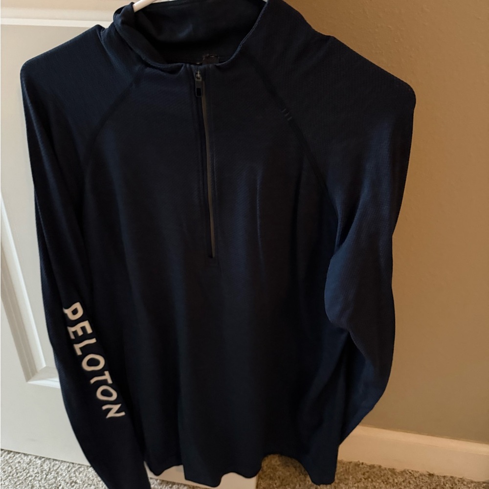 Peloton Lululemon Men's Navy Pullover